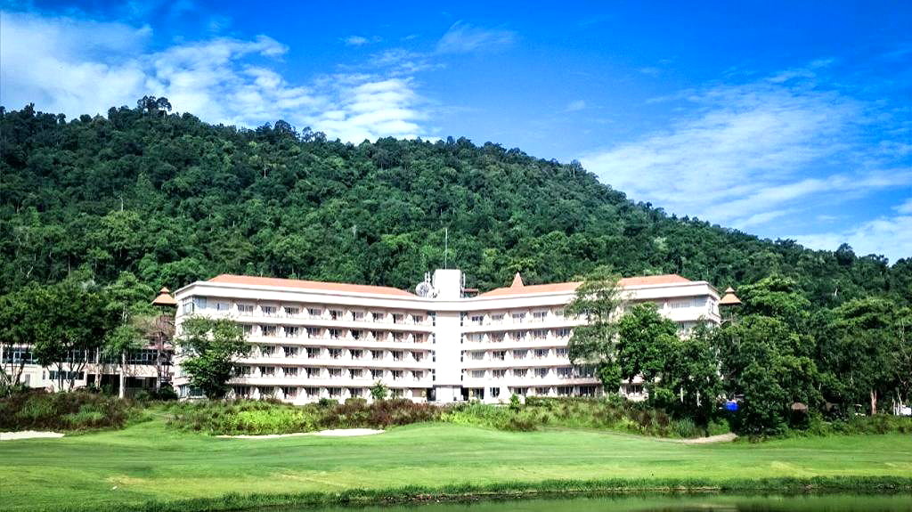 Pictures of Royal Hills Golf Resort & Spa 16/29