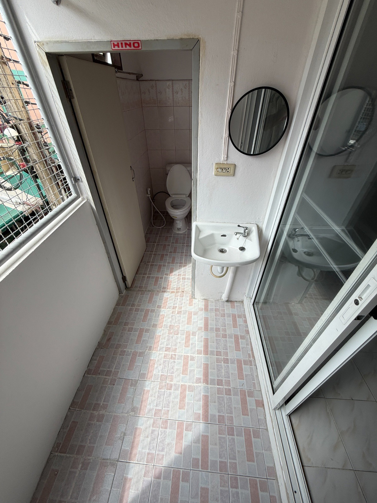 Condo · Mueang Samut Prakan — photo 2