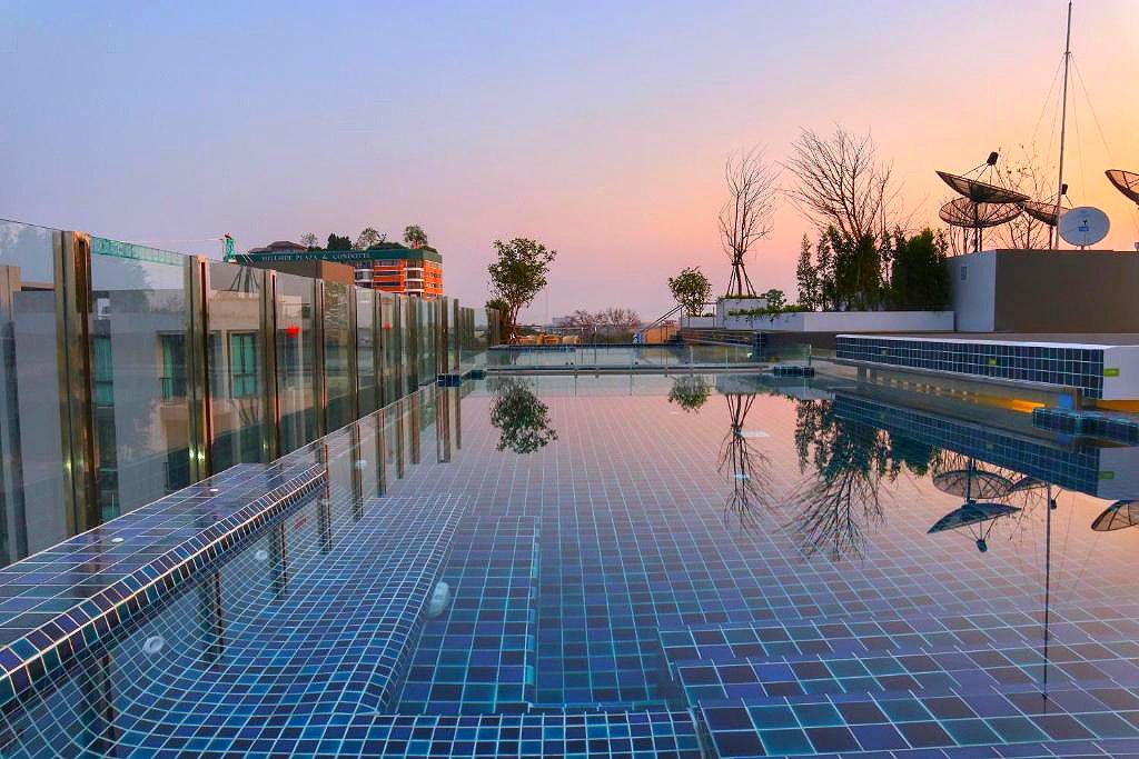 Pictures of Stay with Nimman 8/32