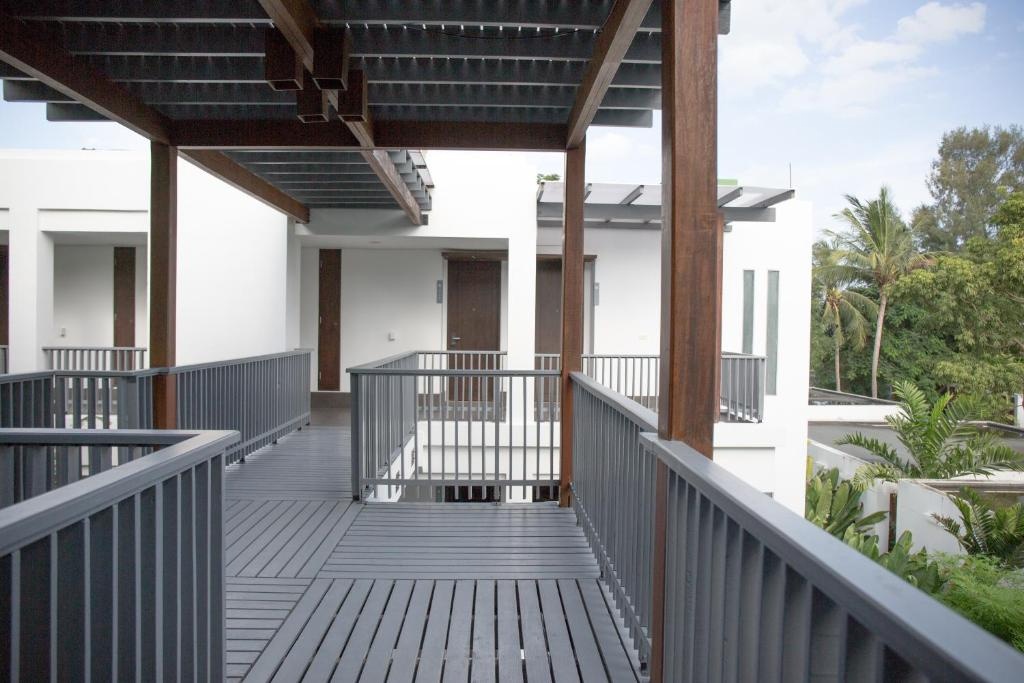 Condo — photo 4