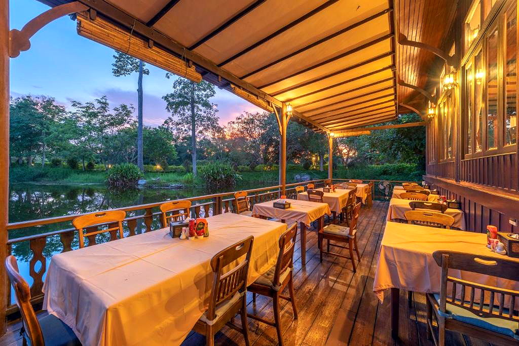 Pictures of Vana Varin Resort 37/40