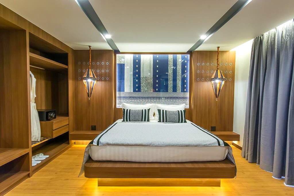Pictures of Stay with Nimman 16/32