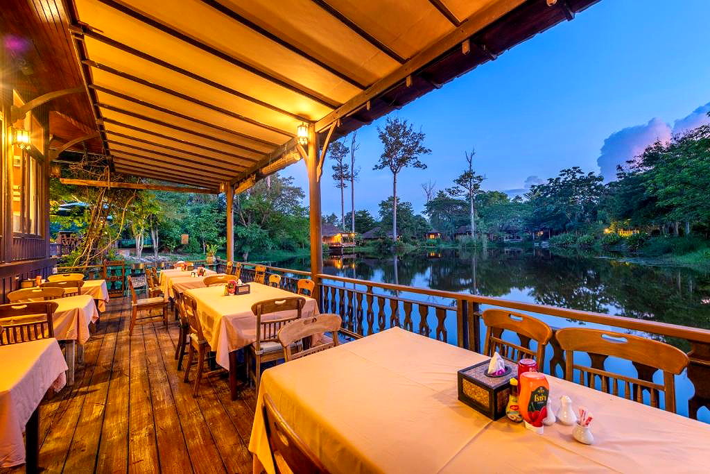 Pictures of Vana Varin Resort 36/40
