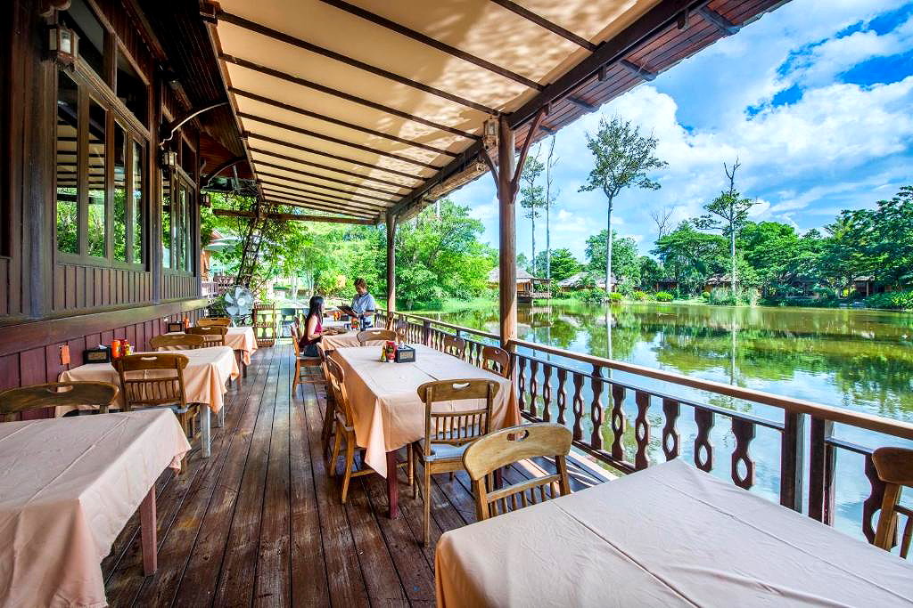 Pictures of Vana Varin Resort 38/40