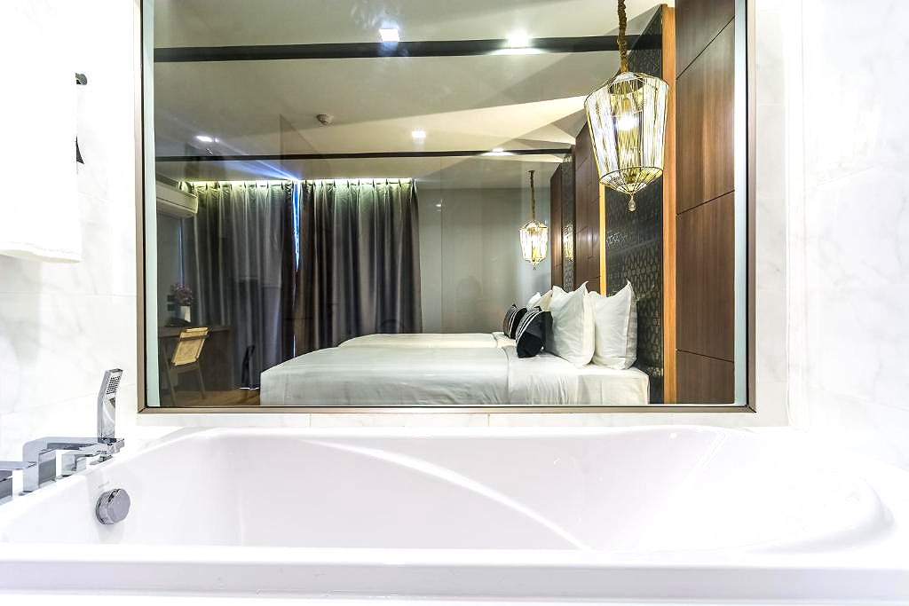 Pictures of Stay with Nimman 24/32