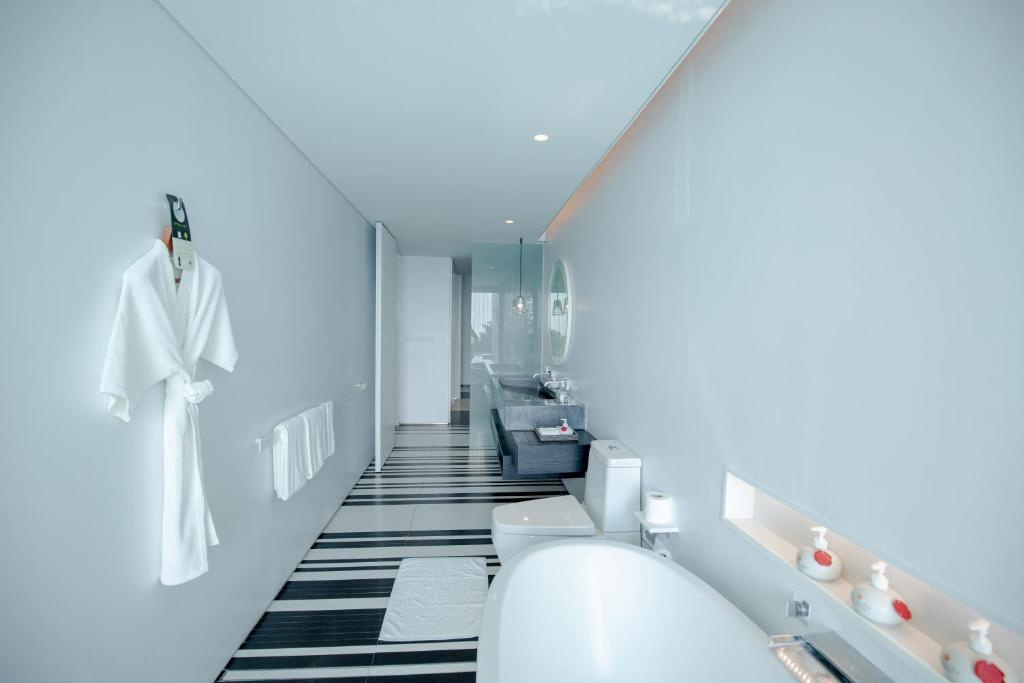 Condo — photo 5