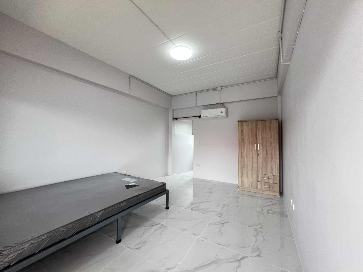 Condo — photo 5