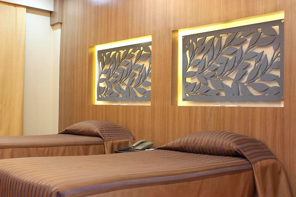 Pictures of Charoen Hotel 19/33