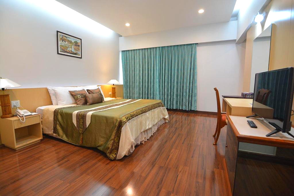 Pictures of Charoen Hotel 33/33