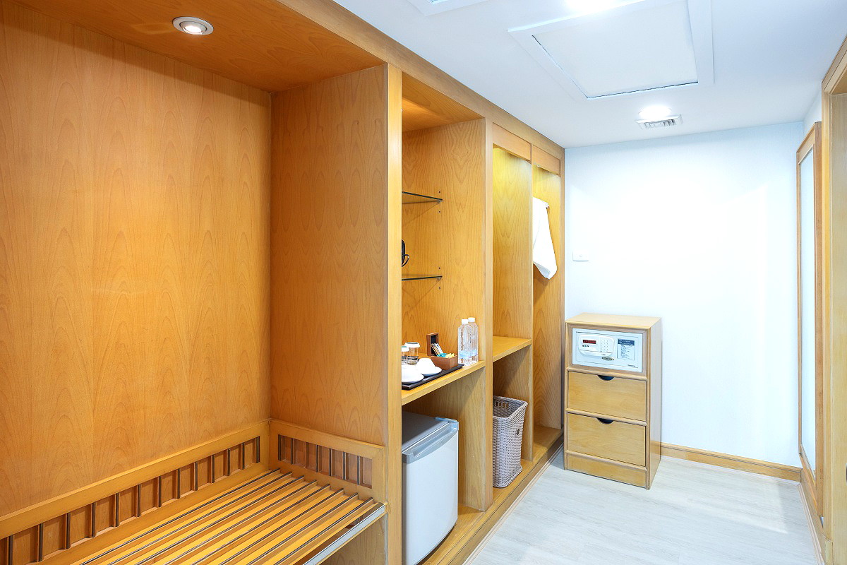 Pictures of Baiyoke Sky Hotel 30/35