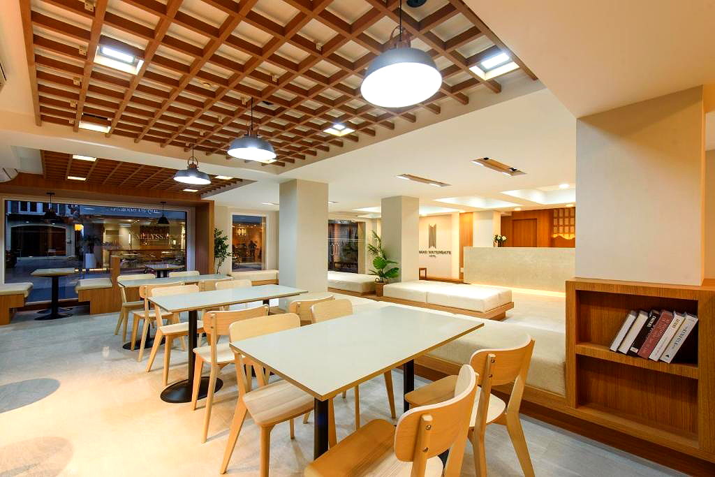Pictures of Grand Watergate Hotel 15/18
