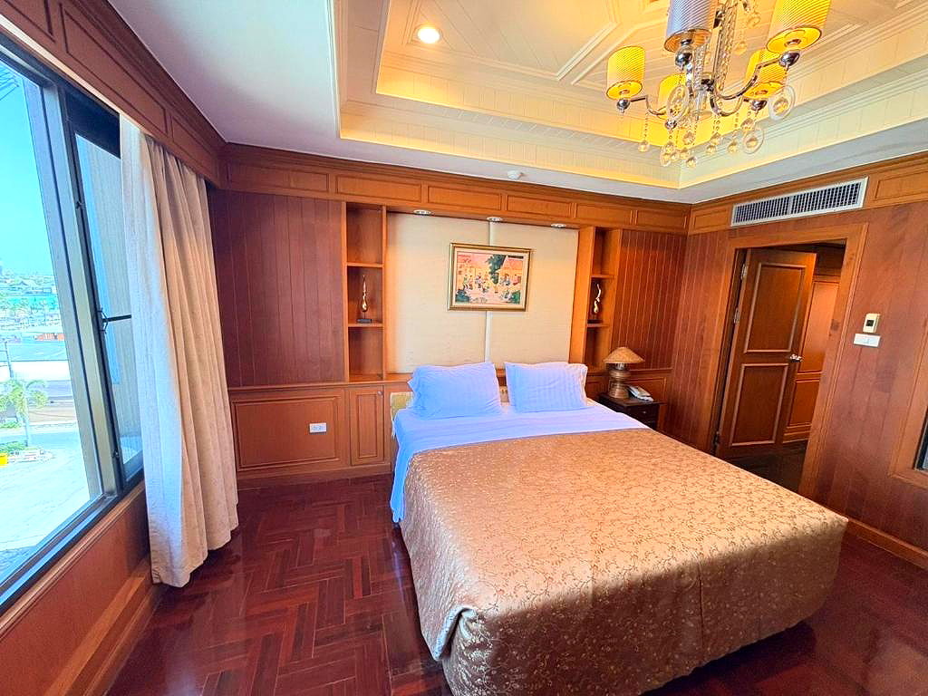 Pictures of Taksila Hotel 16/26