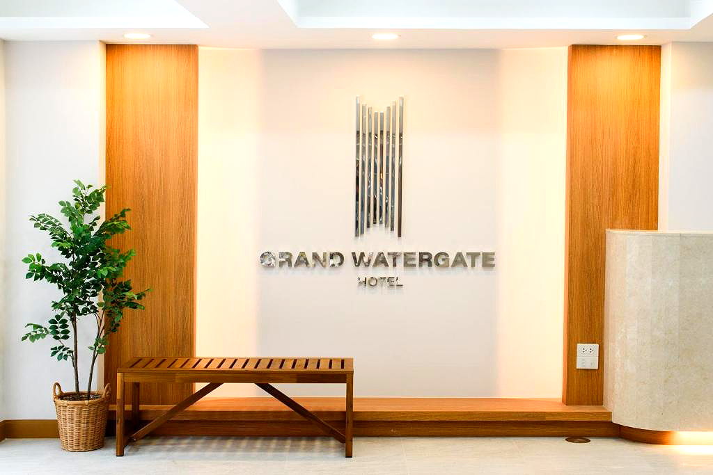 Pictures of Grand Watergate Hotel 13/18