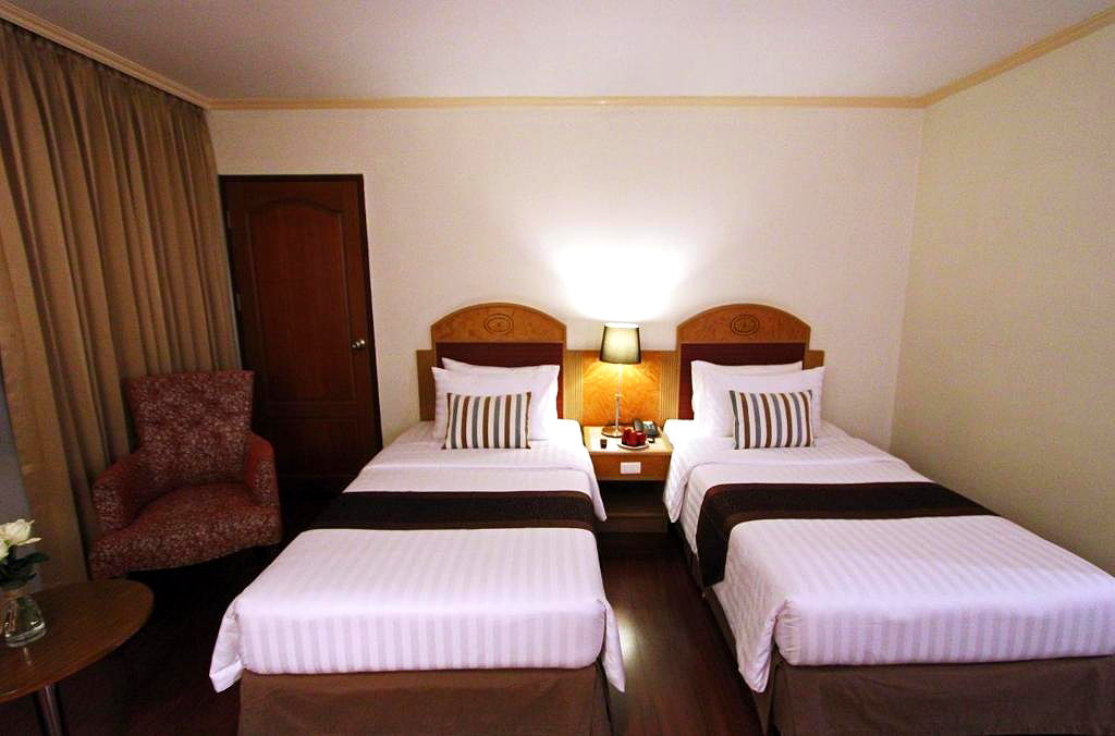 Pictures of Grand Tower Inn Rama VI Hotel 10/14