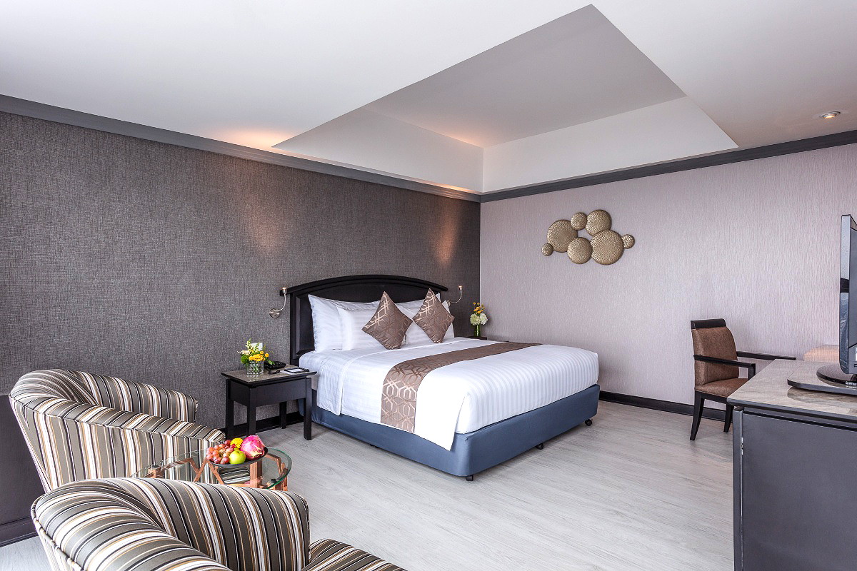Pictures of Baiyoke Sky Hotel 24/35