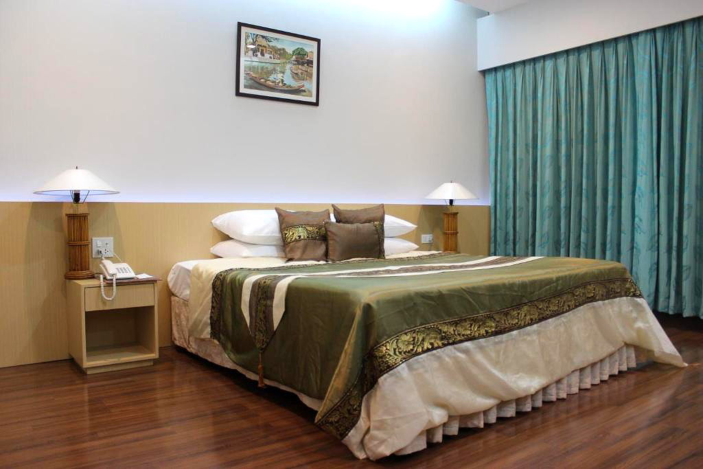 Pictures of Charoen Hotel 27/33