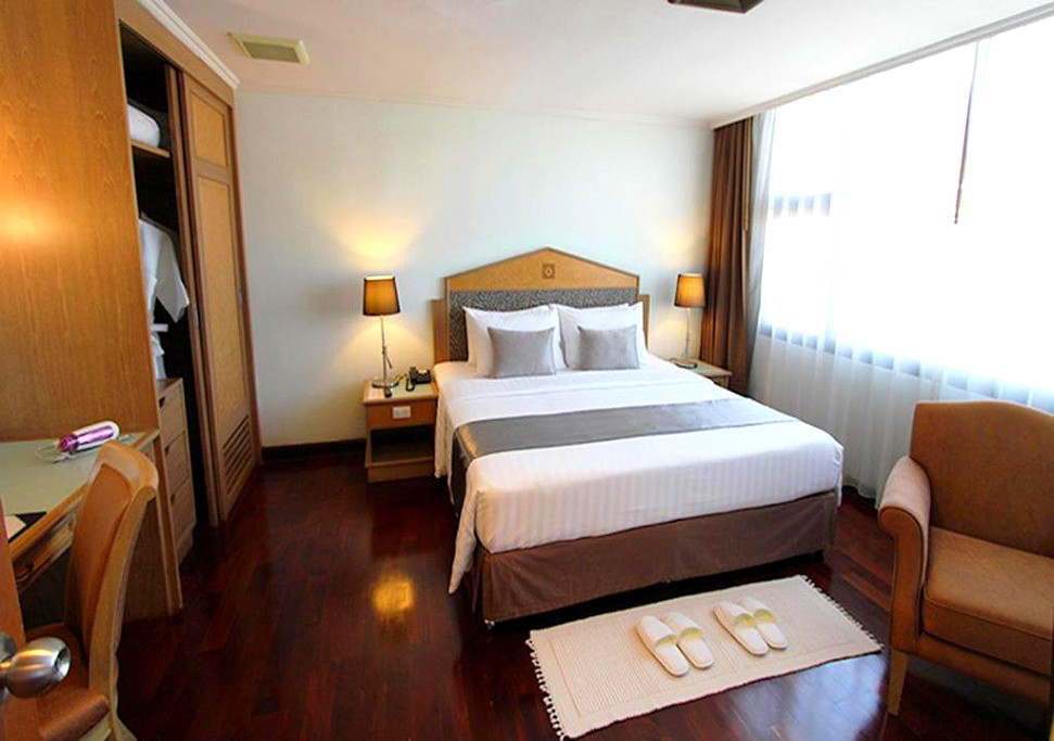 Pictures of Grand Tower Inn Rama VI Hotel 1/14