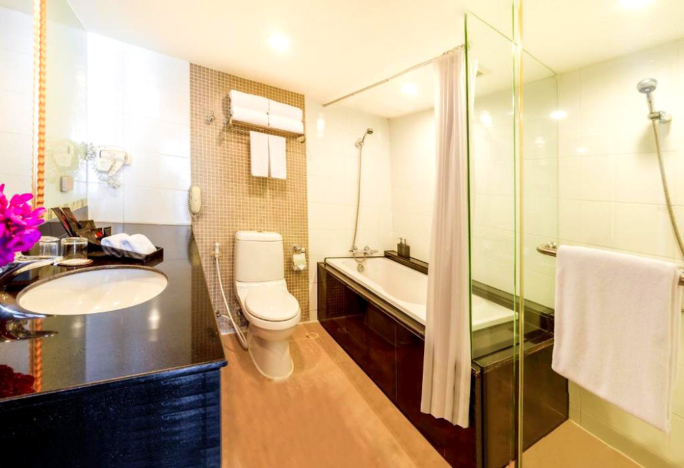 Pictures of FuramaXclusive Sathorn Hotel Bangkok 23/24