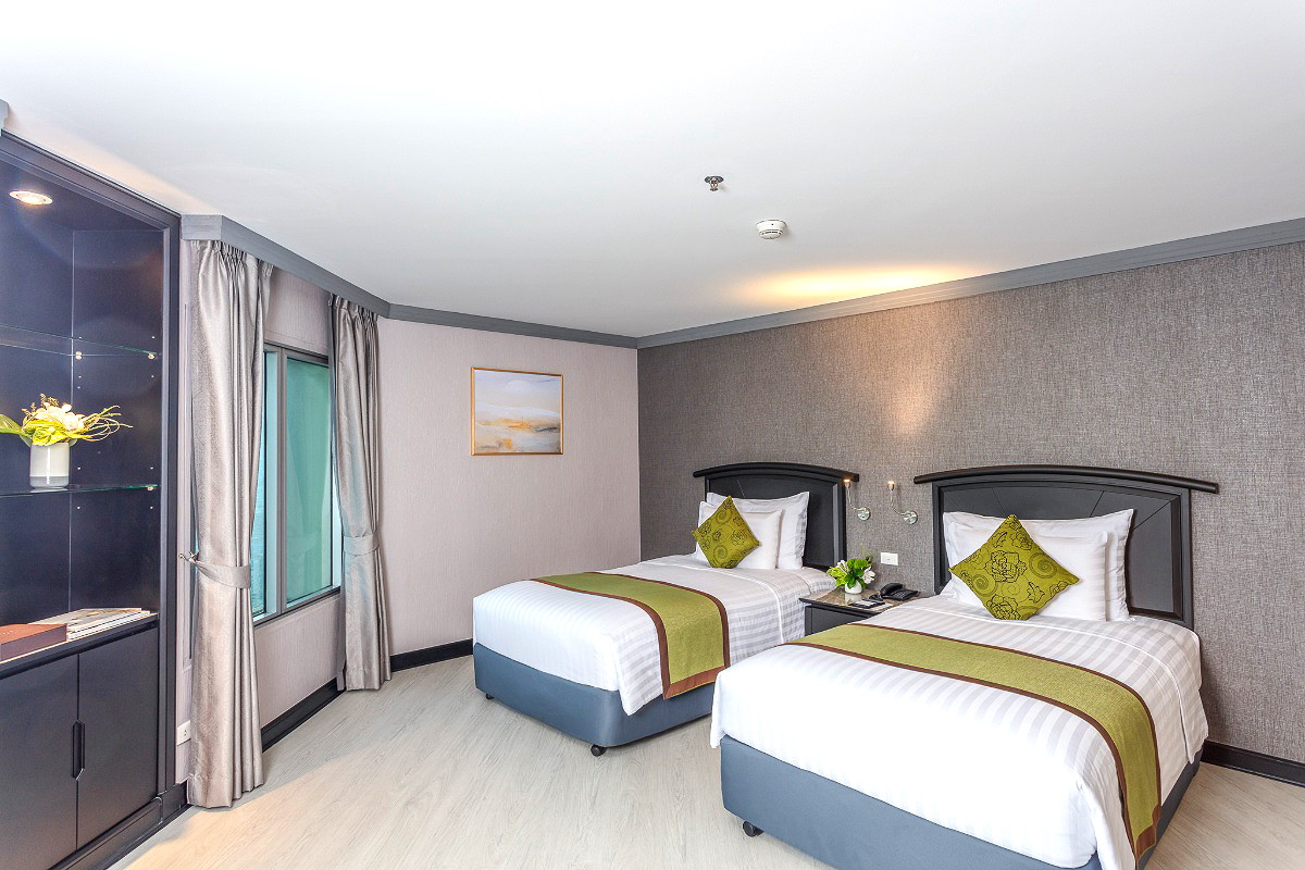 Pictures of Baiyoke Sky Hotel 9/35