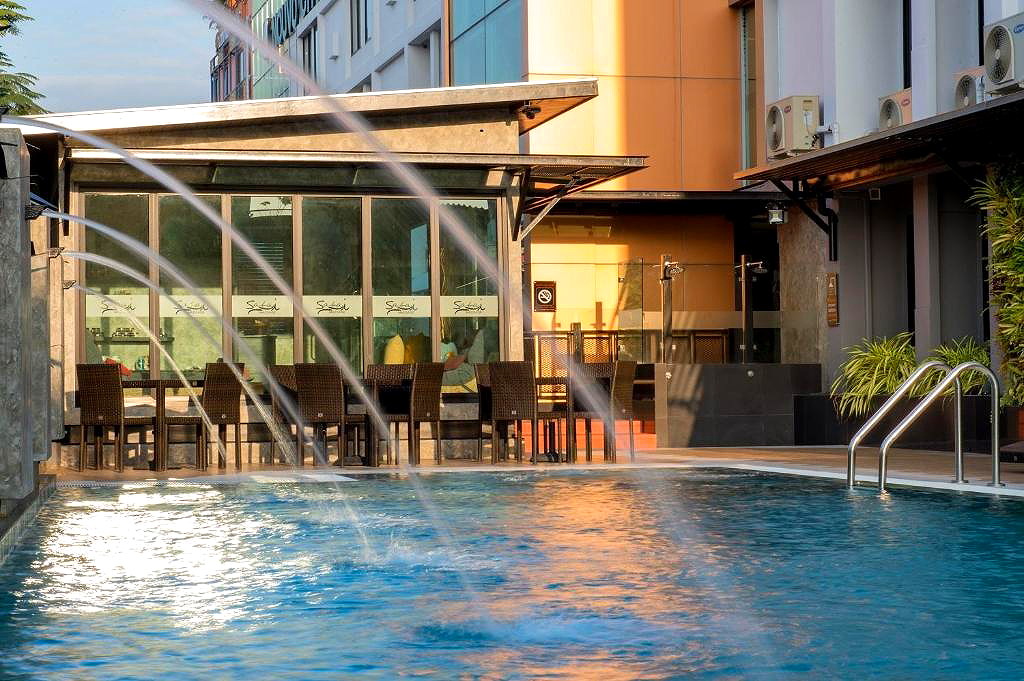 Pictures of Nouvo City Hotel 29/36