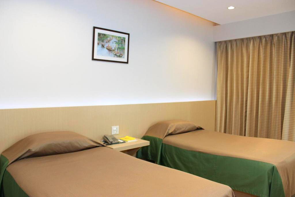 Pictures of Charoen Hotel 23/33