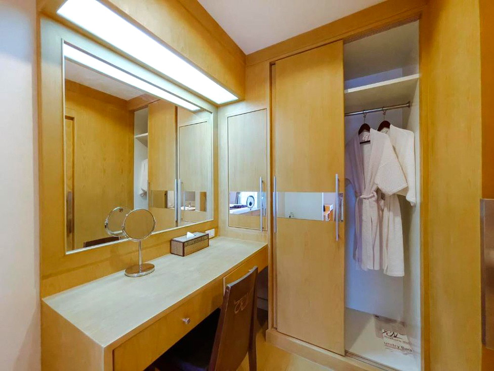 Pictures of Royal Nakhara Hotel and Convention Centre Nongkhai 29/31