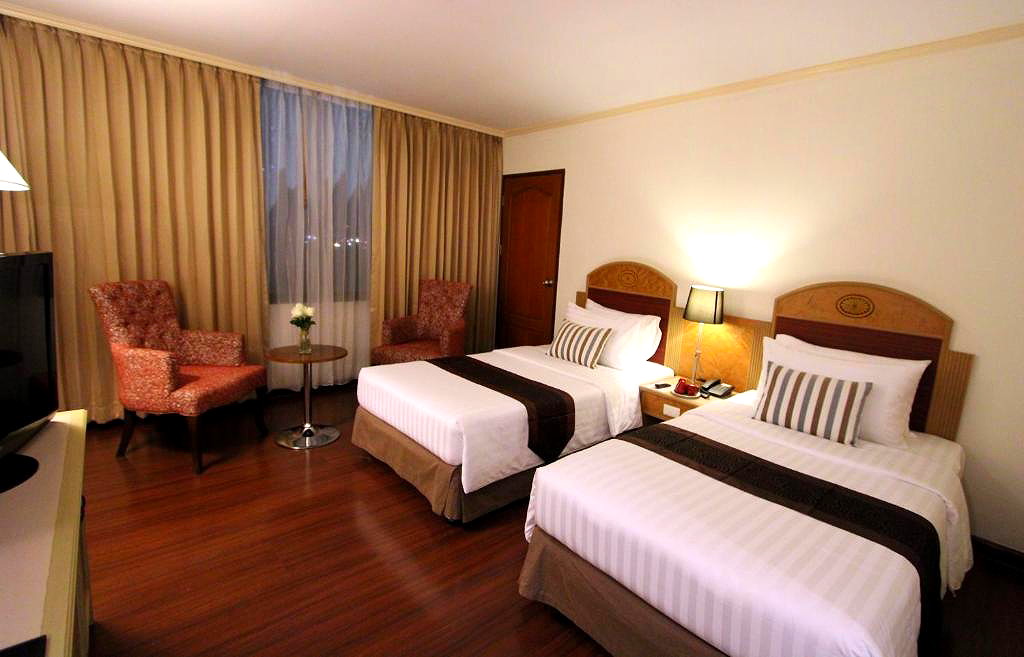 Pictures of Grand Tower Inn Rama VI Hotel 3/14
