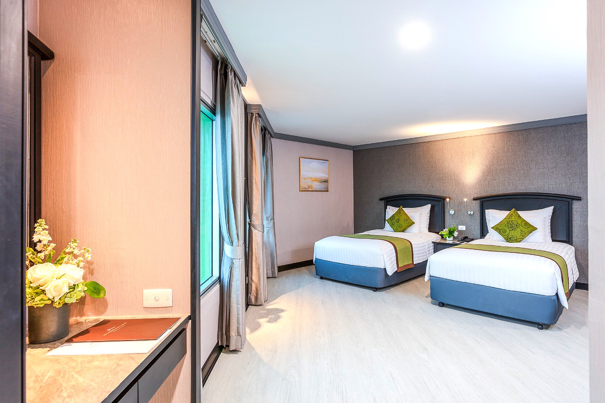 Pictures of Baiyoke Sky Hotel 2/35