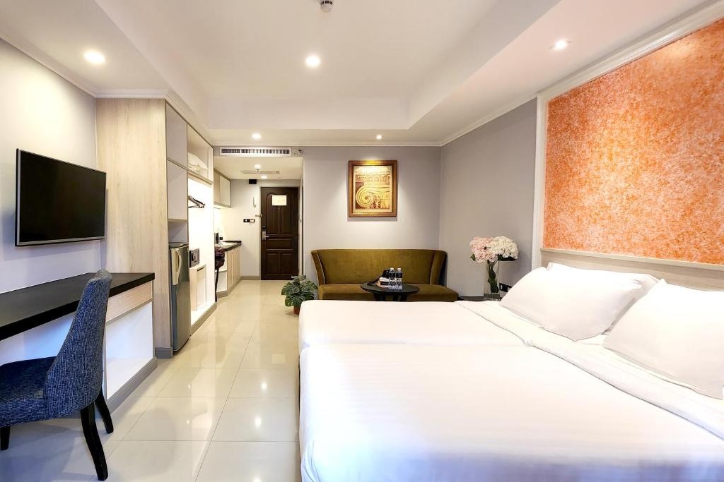 Condo · Watthana, bangkok — photo 4