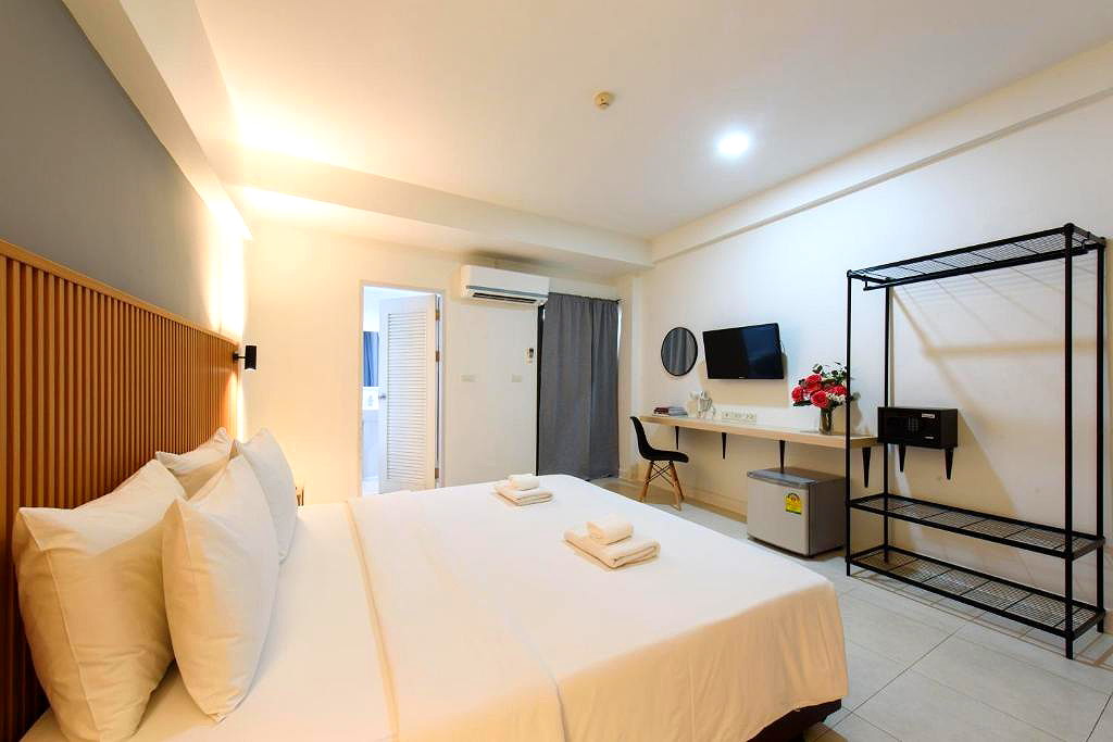 Pictures of Grand Watergate Hotel 6/18