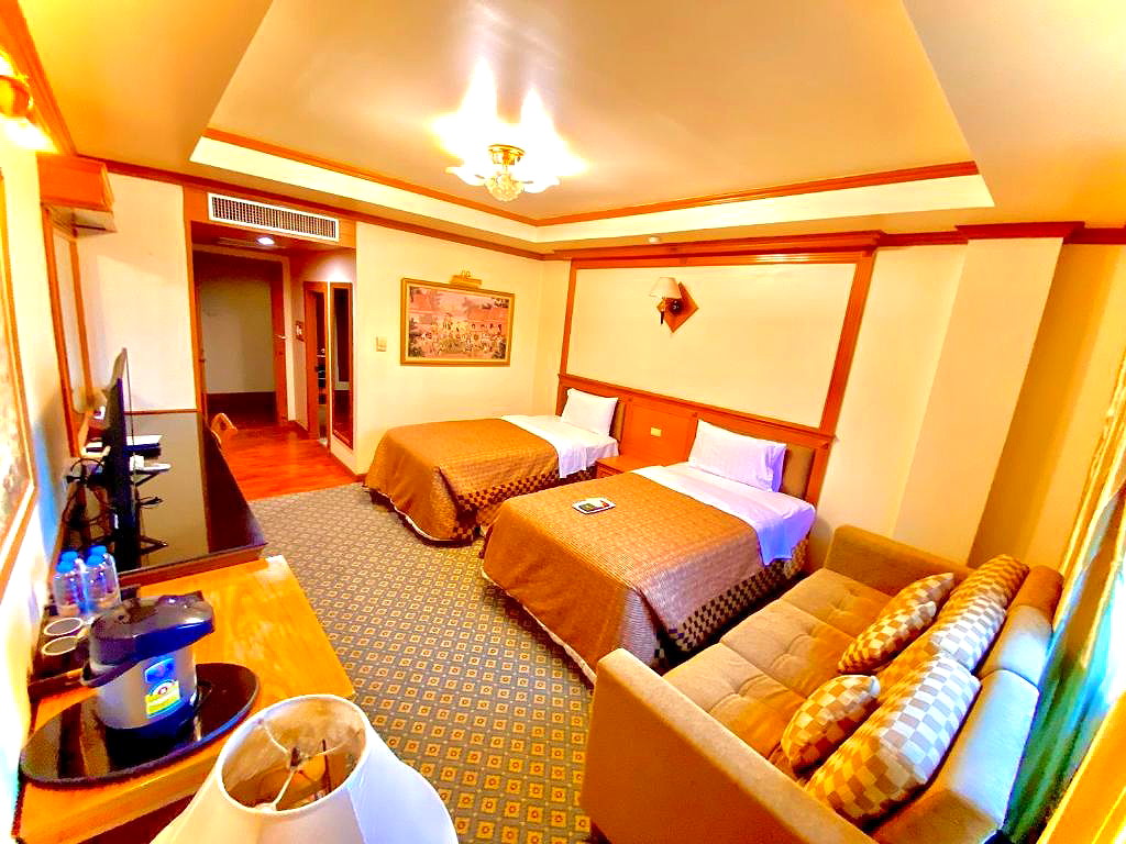 Pictures of Taksila Hotel 8/26