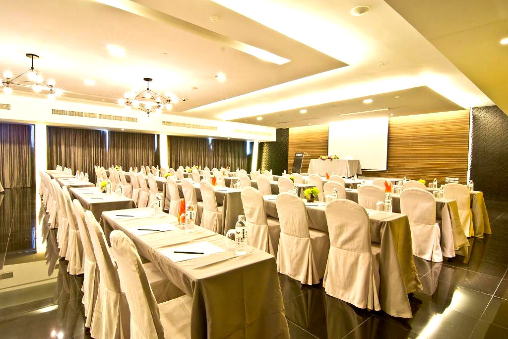 Pictures of Tsix5 Hotel 18/32