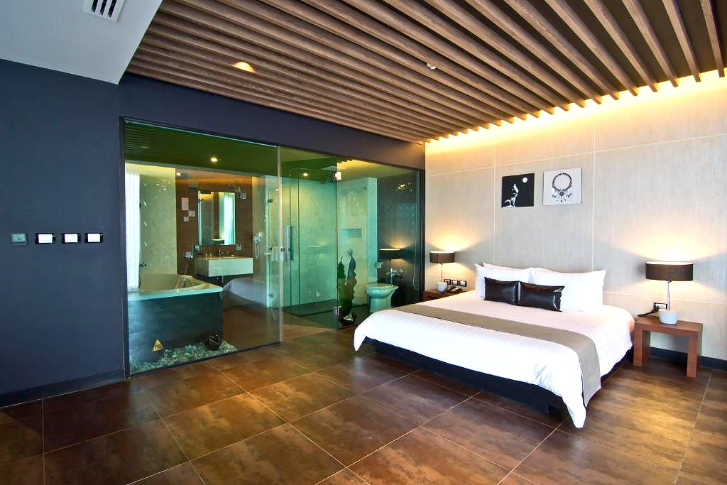Pictures of Tsix5 Hotel 6/32