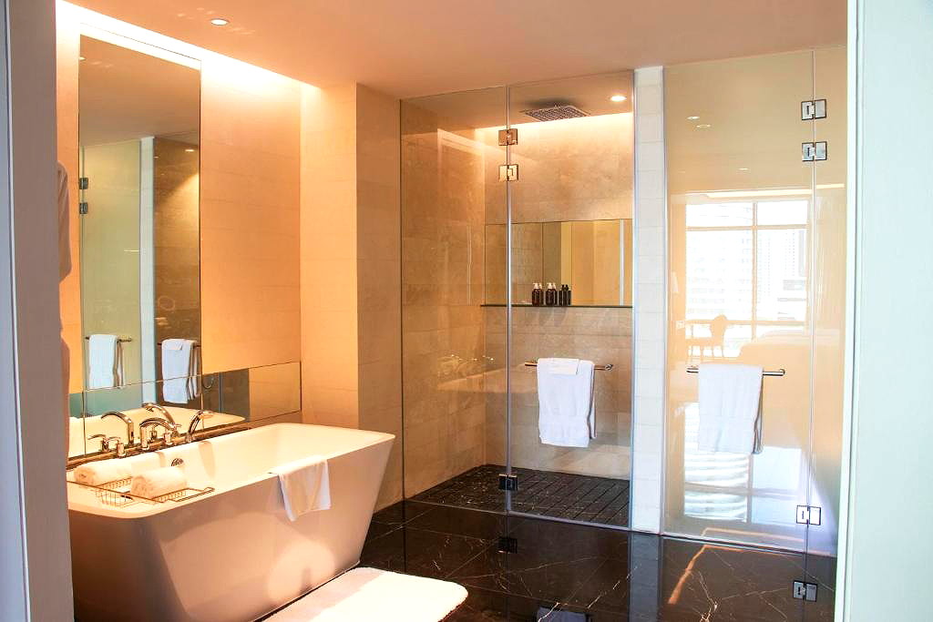 Pictures of The St. Regis Bangkok 34/47