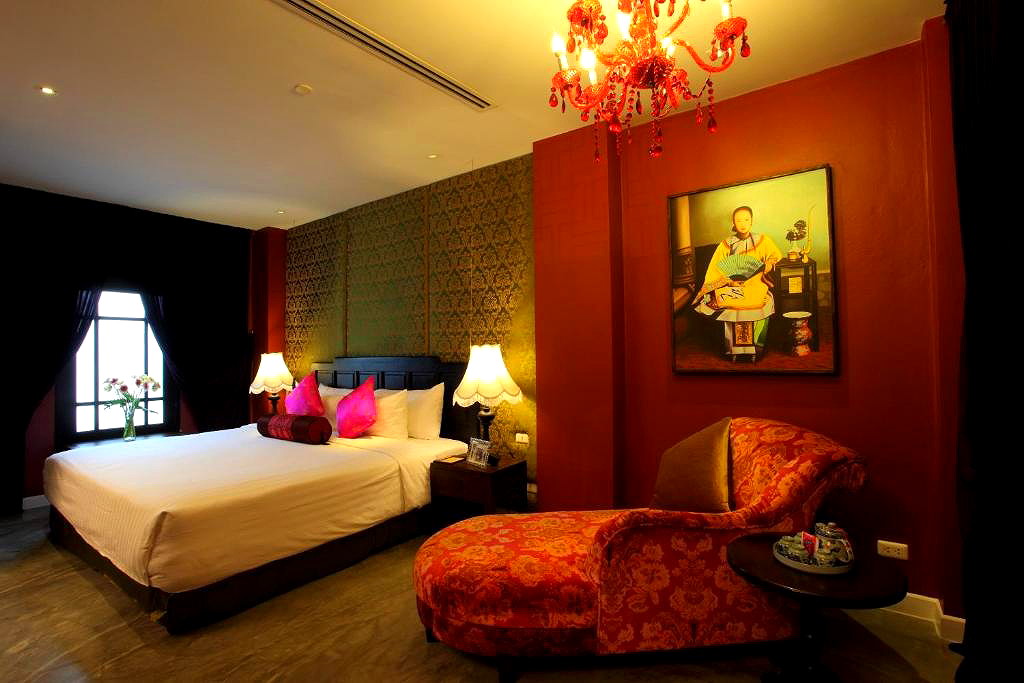 Pictures of Shanghai Mansion Bangkok 11/24