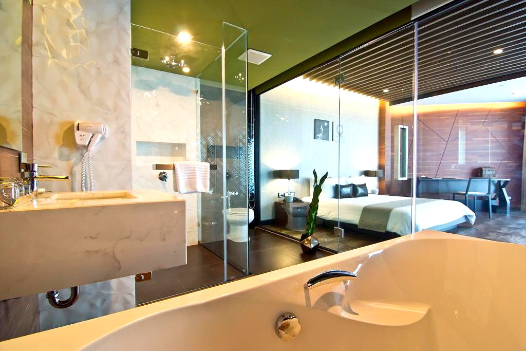 Pictures of Tsix5 Hotel 9/32