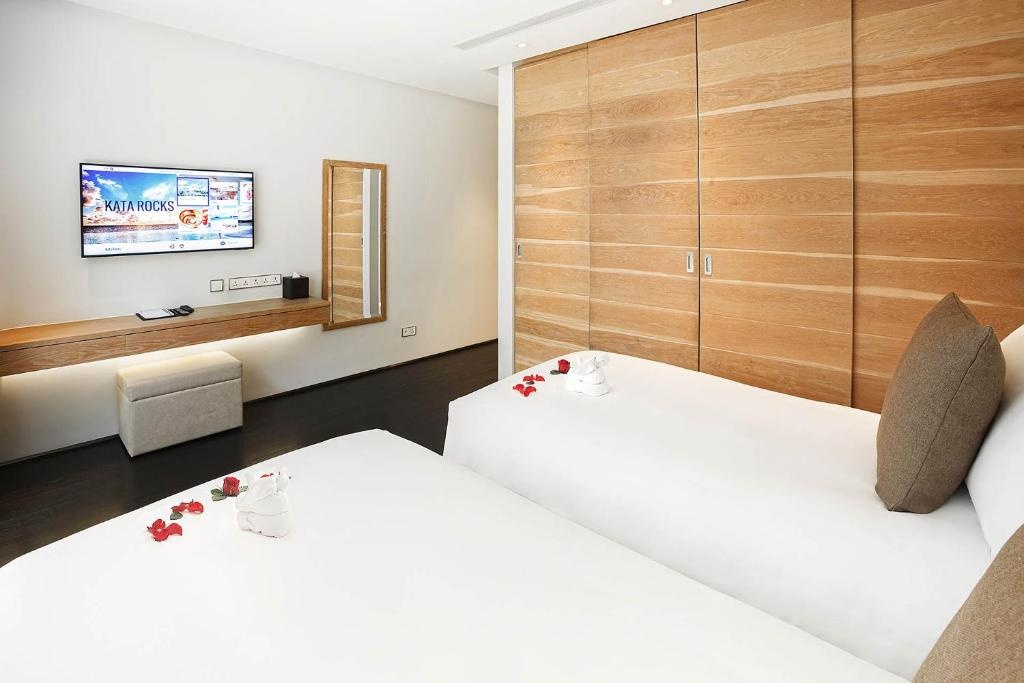 Condo · Mueang Phuket, phuket — photo 2