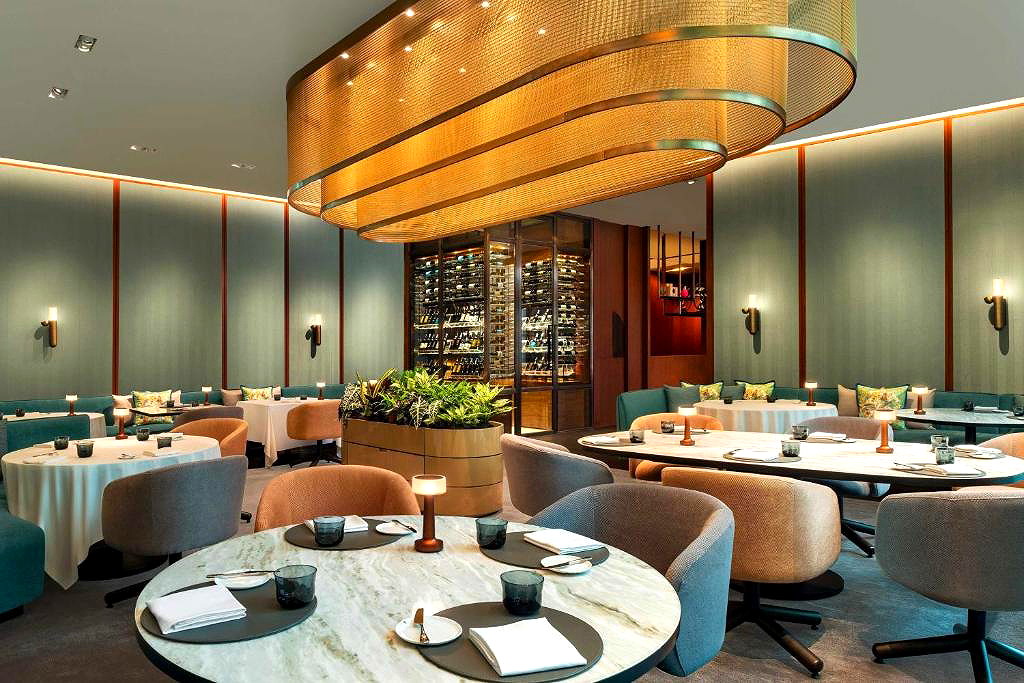 Pictures of The St. Regis Bangkok 42/47
