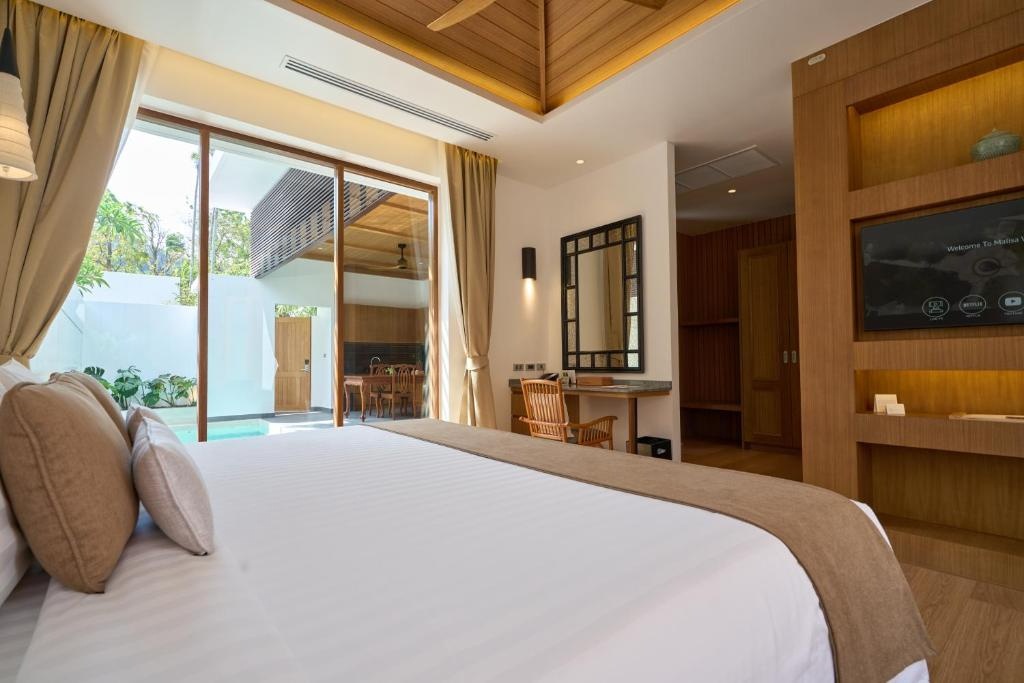 Condo · Mueang Phuket, phuket — photo 2