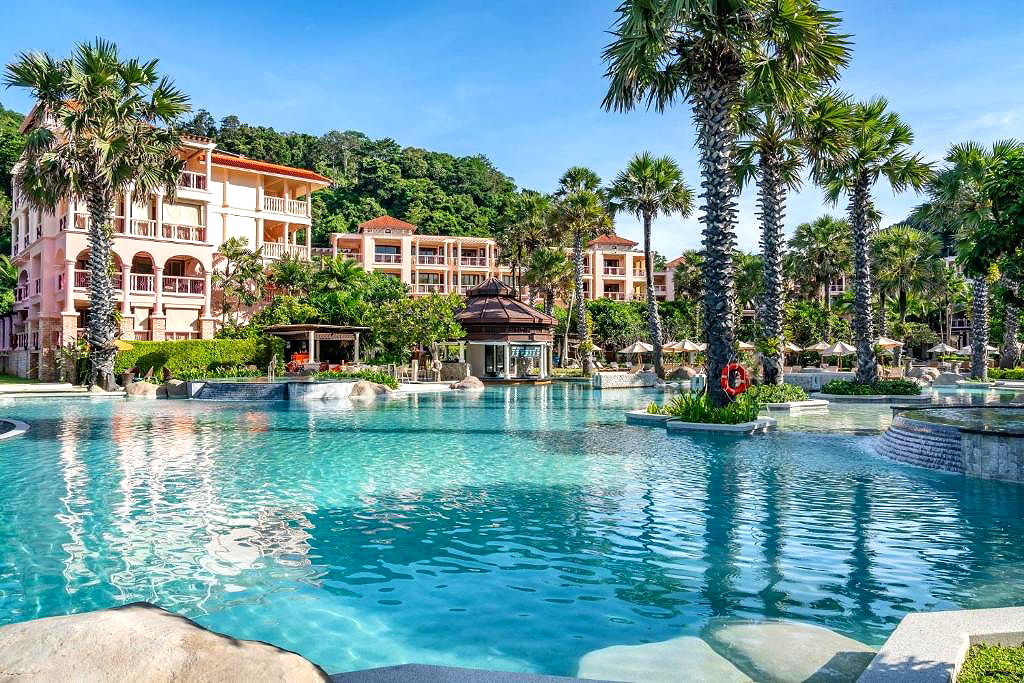 Pictures of Centara Grand Beach Resort Phuket 32/37