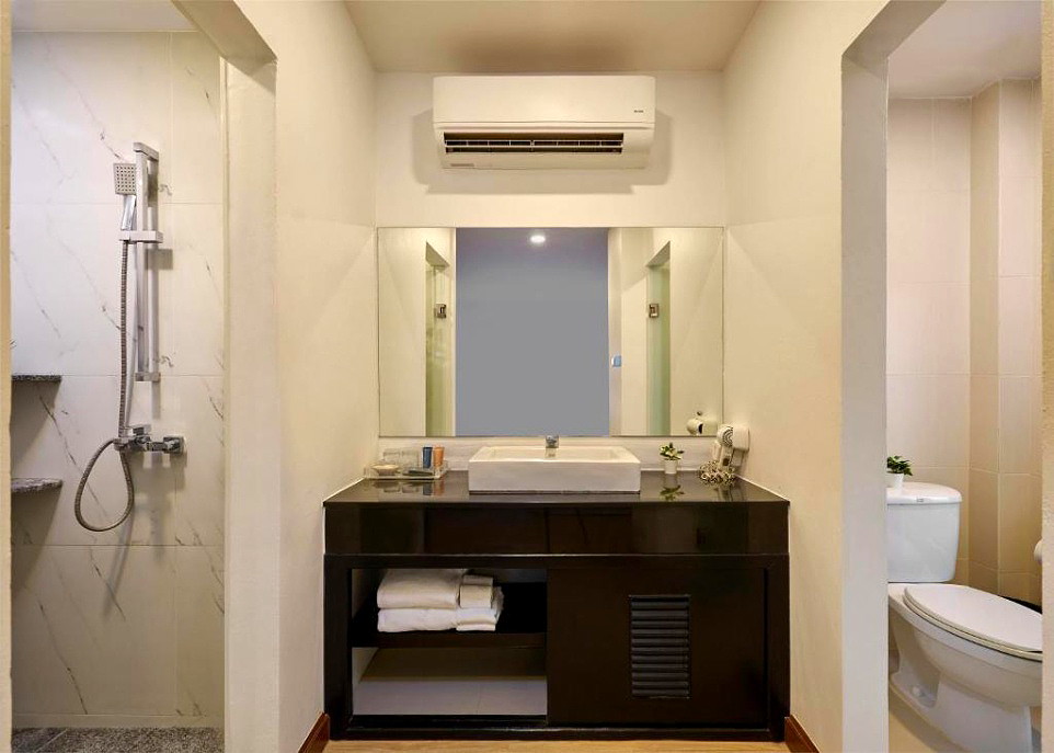 Pictures of Nai Yang Beach Resort & Spa 11/28