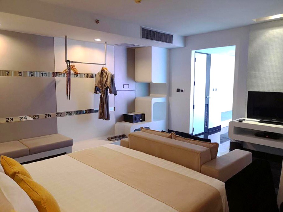 Pictures of Tsix5 Hotel 22/32