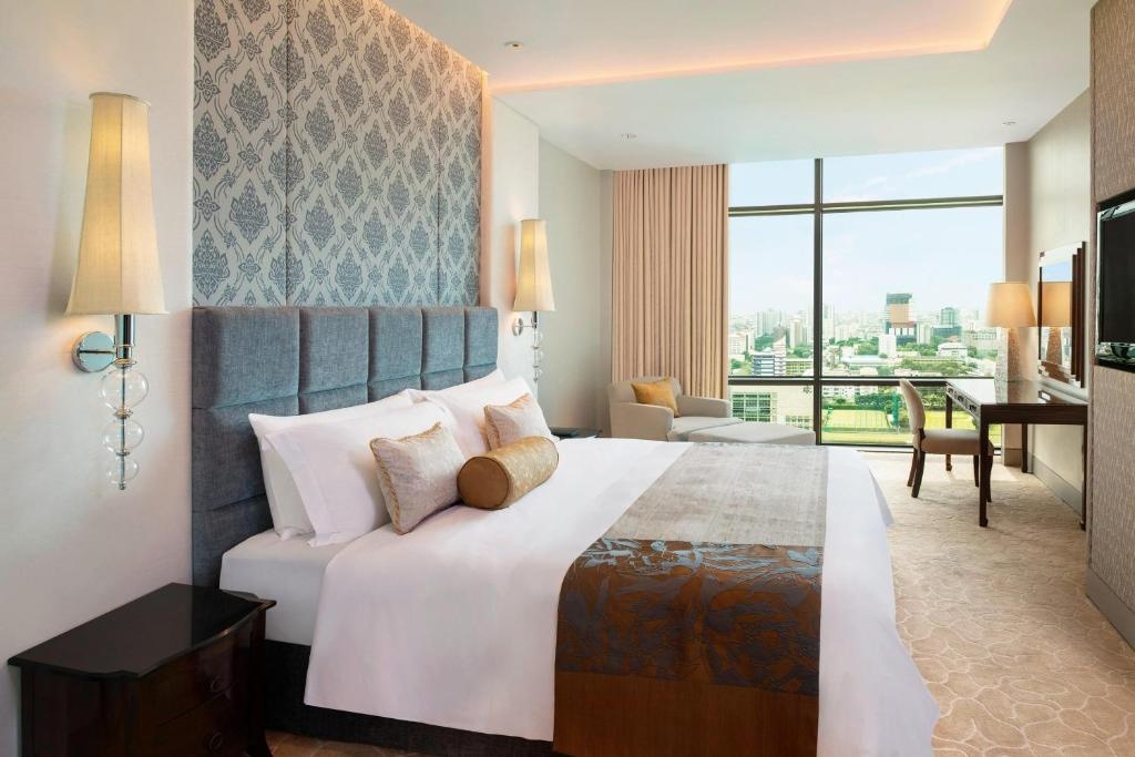 Condo · Pathum Wan, bangkok — photo 2