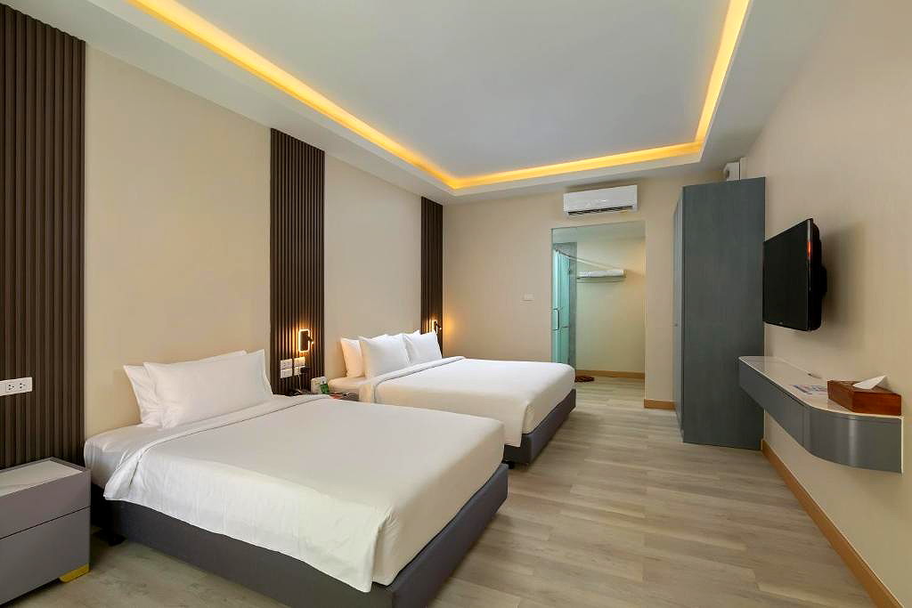 Pictures of Nai Yang Beach Resort & Spa 26/28