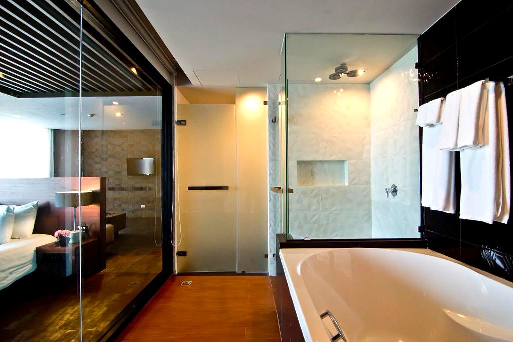 Pictures of Tsix5 Hotel 15/32
