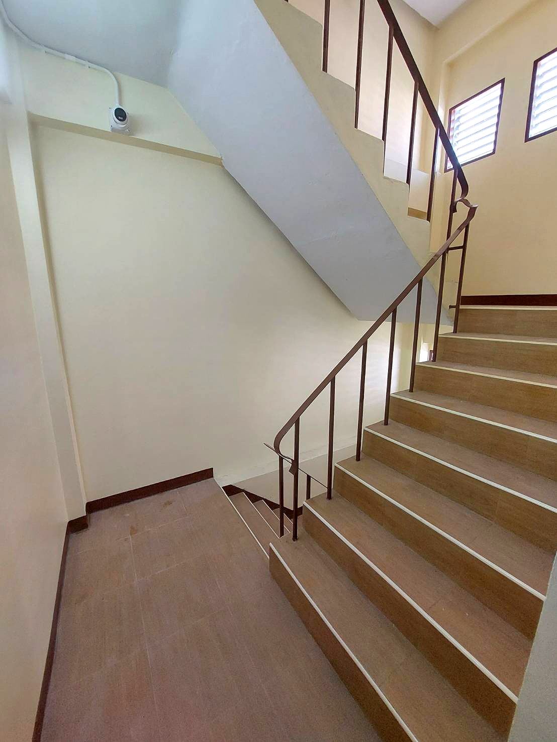 Pictures of Monthly Room for Rent  Rama 2 Road (Main Road Location) 7/7