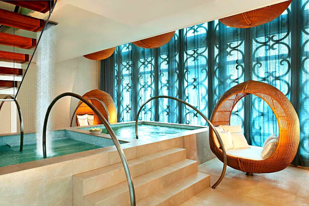 Pictures of The St. Regis Bangkok 45/47