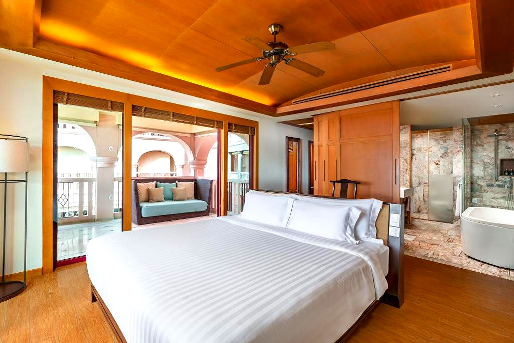 Pictures of Centara Grand Beach Resort Phuket 3/37