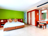 Long Beach Cha-Am Hotel
