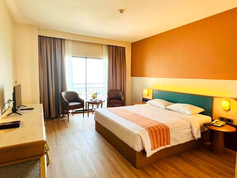 Pictures of Asia Cha-am Hotel 30/34